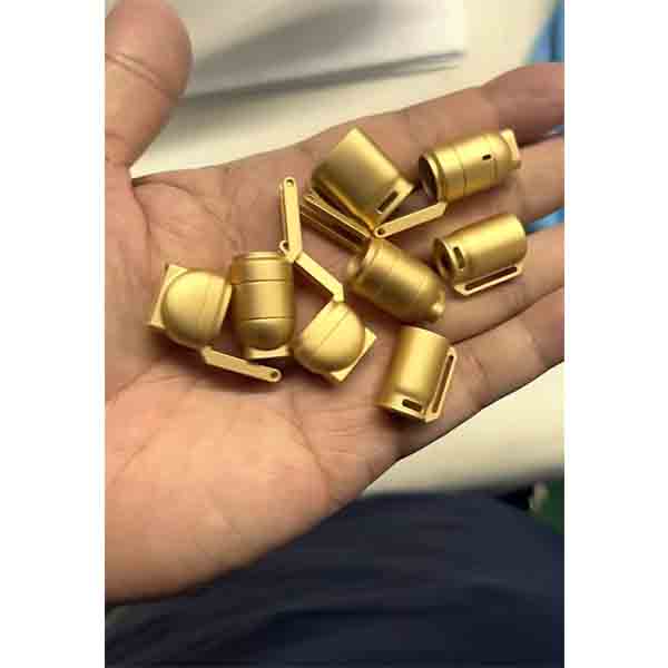 Customized Zinc Alloy Metal Artwork Frames via Die-Casting Process (16)